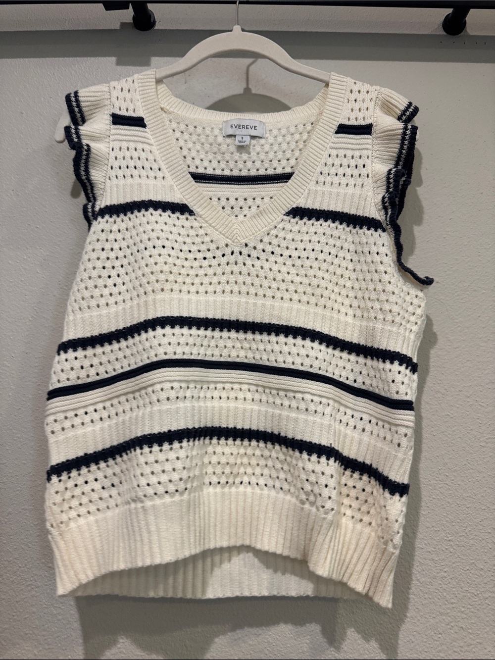 Evereve Cream Knit V-Neck Stripe Sweater Vest with Navy Trim